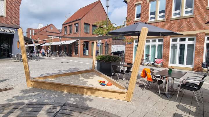 Sand in der Innenstadt zum Spielen