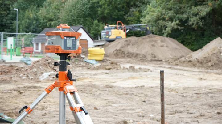 Messgerät für die Vermessungsarbeiten